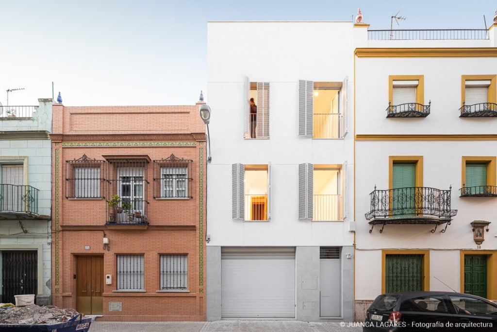 Casa CC. Vivienda unifamiliar en Sevilla realizada por Reondo Estudio.