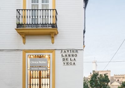 Reforma de la clinica Núñez en la calle Daoiz en Sevilla, diseñada por Las Vahi Arquitectura