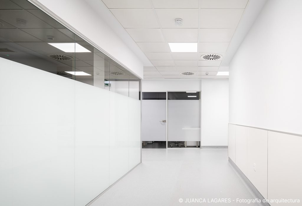 Reforma del área de Radiología del Hospital Infanta Margarita de Cabra en Córdoba realizado por Miguel Blázquez Arquitectos