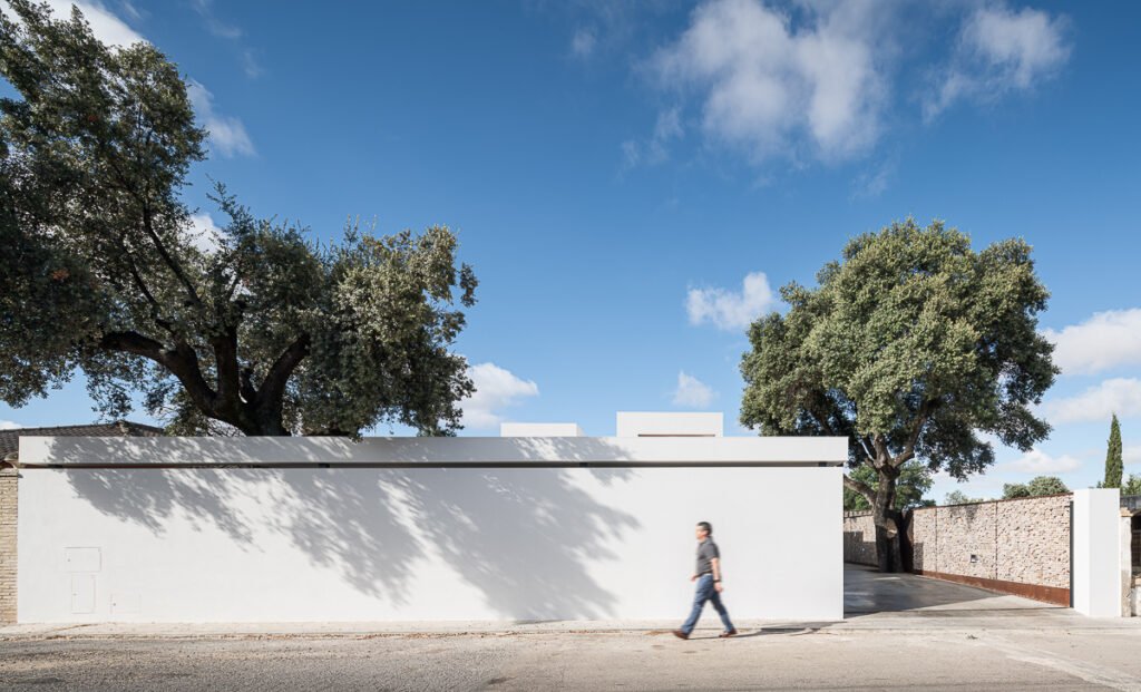 Vivienda unifamiliar en Morón de la Frontera proyectada por Convergya Arquitectos